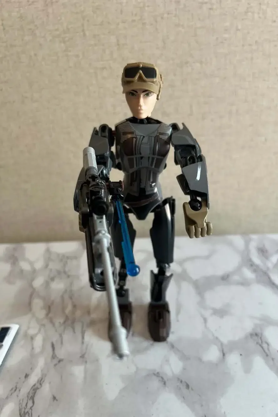 LEGO Star Wars Sergeant Jyn Erso Buildable Figure 75119